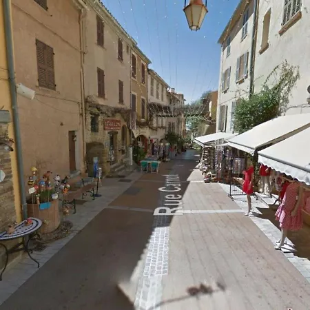 Lejlighed Bel Appt 2p Pour 4 A Bormes-les-mimosas, En Face De La - Fr-1-251-229